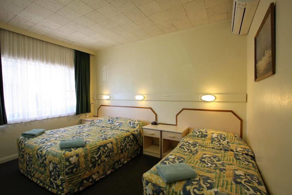 Wattle Tree Motel Cootamundra Εξωτερικό φωτογραφία