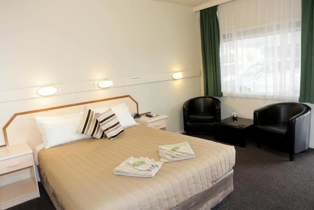 Wattle Tree Motel Cootamundra Εξωτερικό φωτογραφία