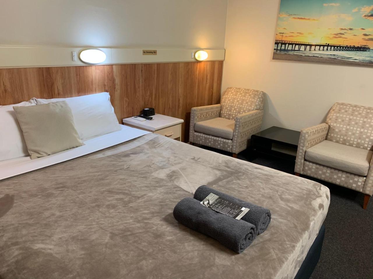 Wattle Tree Motel Cootamundra Εξωτερικό φωτογραφία