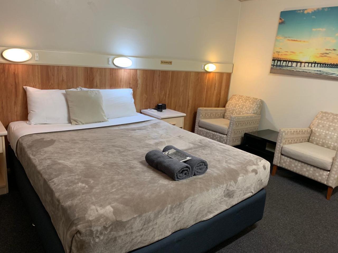 Wattle Tree Motel Cootamundra Εξωτερικό φωτογραφία